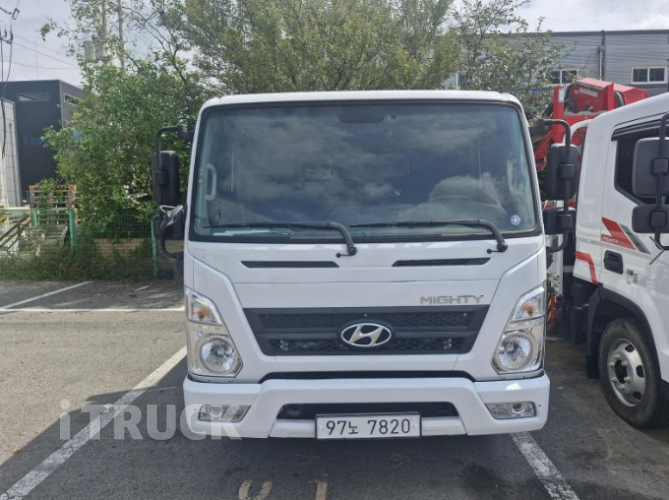 현대 올뉴마이티 2.5톤 카고 슈퍼캡 2