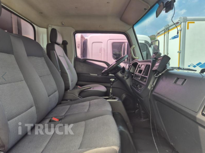 현대 올뉴마이티 2.5톤 냉동탑 12