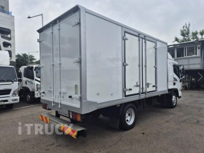 현대 올뉴마이티 2.5톤 냉동탑 4