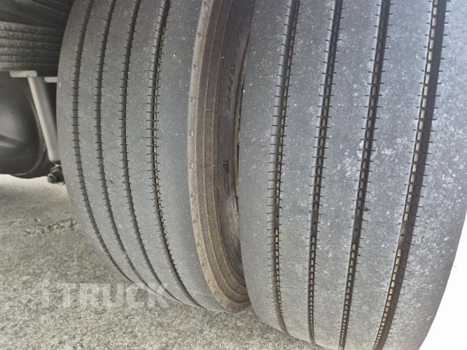 현대 셀프로더 메가트럭 4.5톤 10