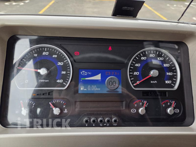 타타대우 노부스 280 후축 윙바디 5.5톤 수동 9