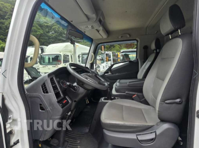 현대 올뉴마이티 3.5톤 윙바디 슈퍼캡 11