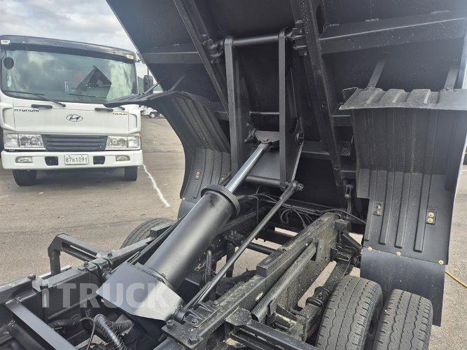 현대 마이티큐티 화물덤프 2톤 13