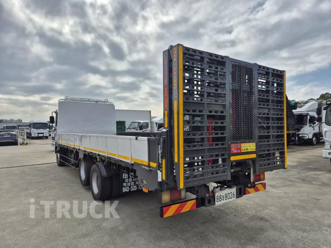 현대 셀프로더 메가트럭 4.5톤 4