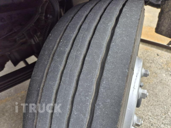 현대 셀프로더 메가트럭 4.5톤 9