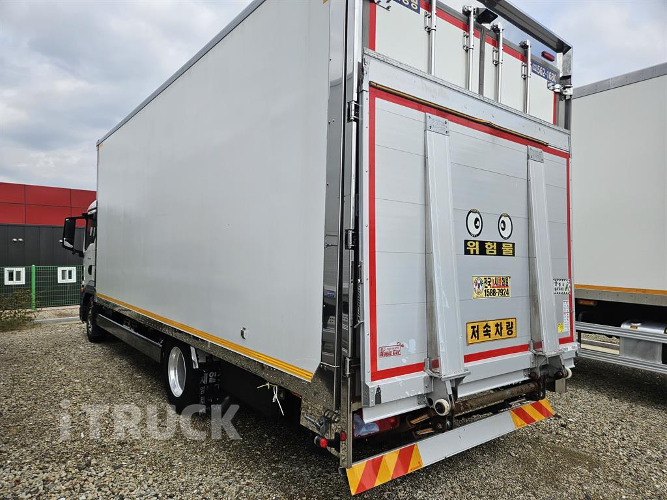 만 TGL 3.5톤 광폭 냉동윙 3
