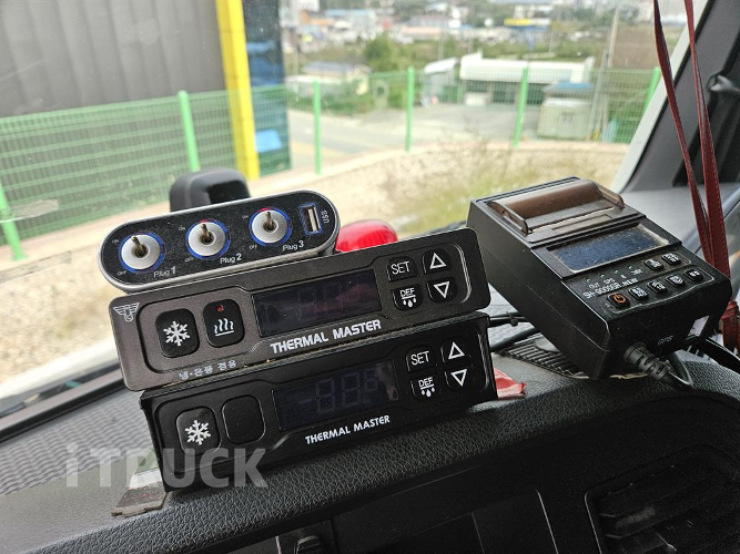 만 TGL 3.5톤 광폭 냉동윙 12