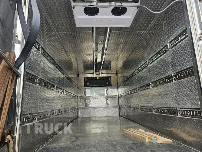 만 TGL 3.5톤 광폭 냉동윙 6