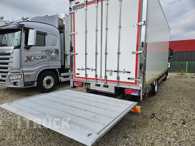 만 TGL 3.5톤 광폭 냉동윙 4