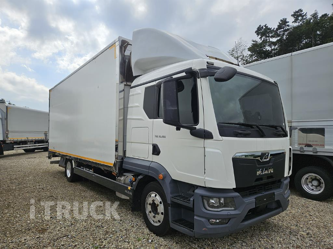 만 TGL 3.5톤 광폭 냉동윙 1