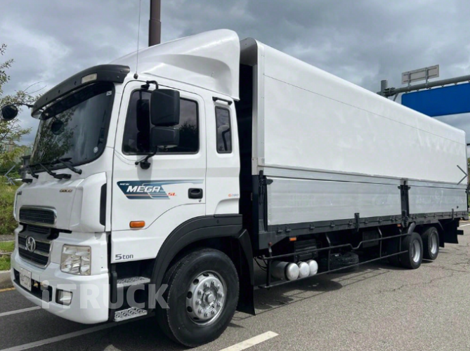 현대 메가트럭 와이드캡 280 후축 윙바디 5톤 수동