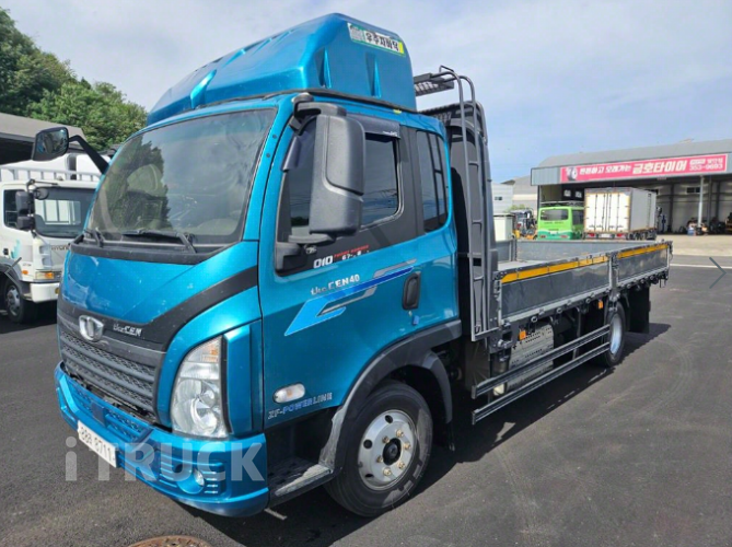 타타대우 더쎈 3.5톤 광폭 카고 슬리퍼캡(더블캡, 크루캡)