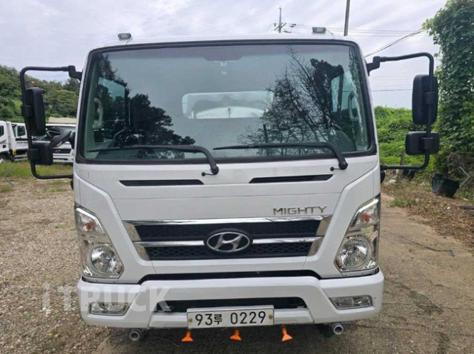 현대 살수차 올뉴마이티 스텐탱크 4,000L 수동 3