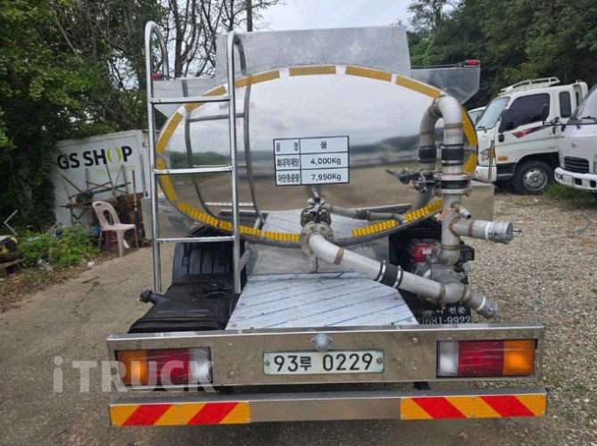 현대 살수차 올뉴마이티 스텐탱크 4,000L 수동 7