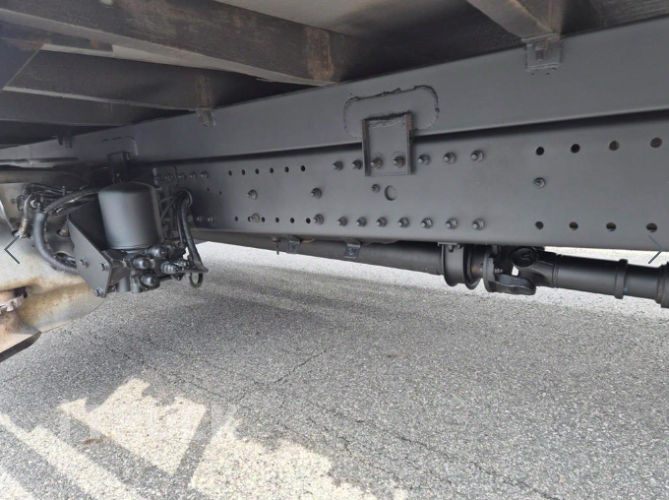 타타대우 더쎈 4톤 광폭 카고 슬리퍼캡(더블캡, 크루캡) 9