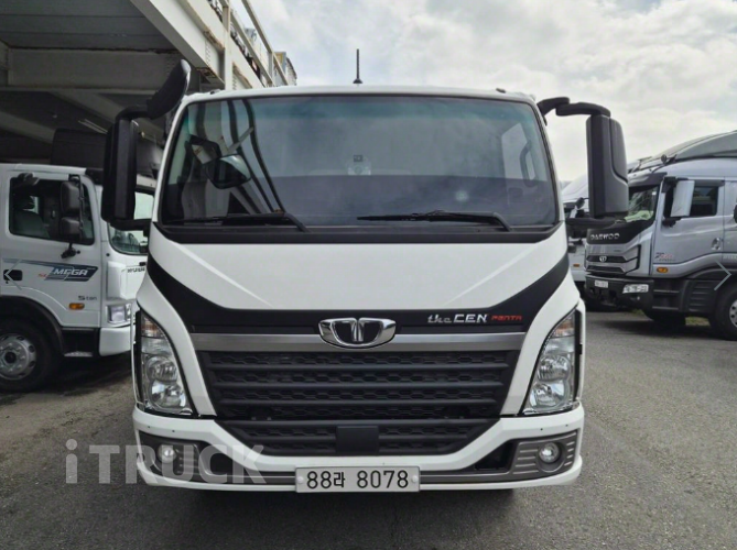 타타대우 더쎈 4톤 광폭 카고 슬리퍼캡(더블캡, 크루캡) 1