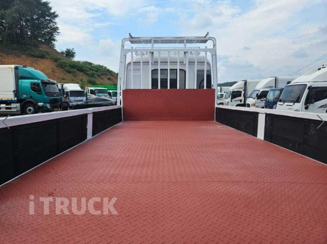 현대 파비스 300 후축 카고 5톤 수동 8