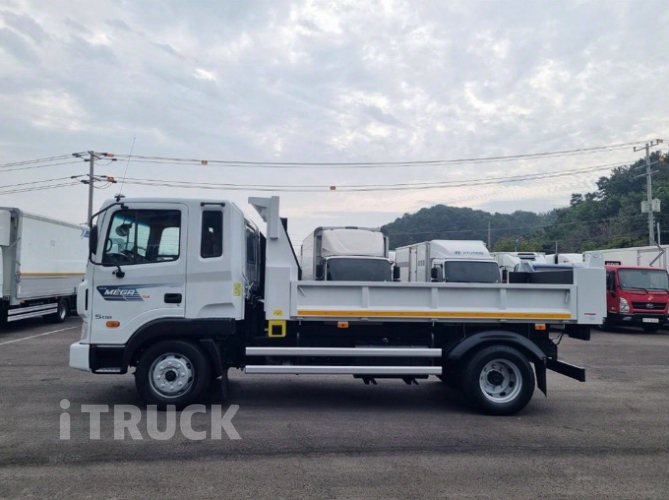 현대 메가트럭 화물덤프 5톤 4