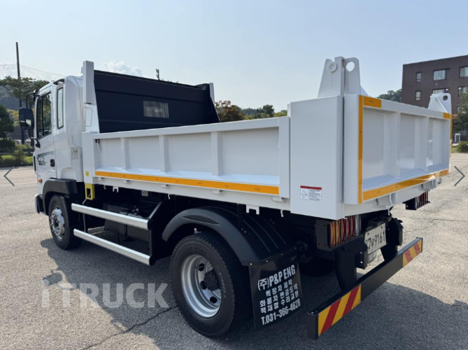 현대 메가트럭 화물덤프 5톤 6