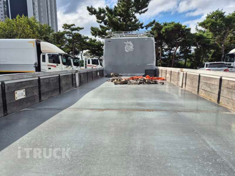 현대 메가트럭 280 단바리 카고 4.5톤 수동 8