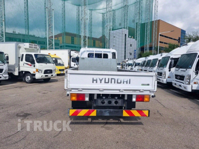 현대 올뉴마이티 2.5톤 카고 슈퍼캡 6