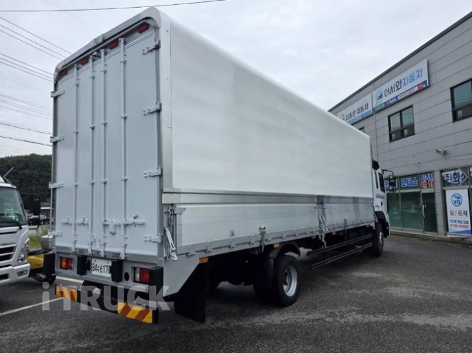 현대 메가트럭 와이드캡 260 단바리 윙바디 5톤 수동 4