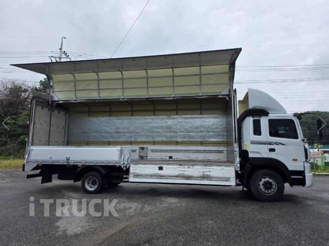 현대 메가트럭 와이드캡 260 단바리 윙바디 5톤 수동 8