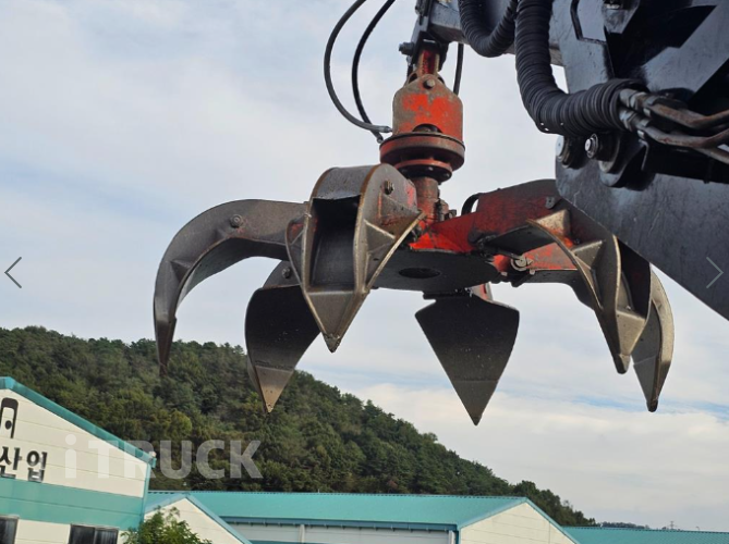 현대 파비스 집게차 300 5톤 오토 없음(순정) 8