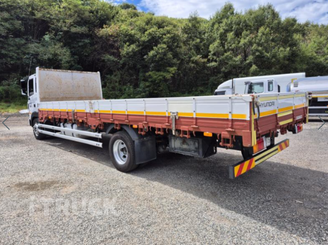 현대 메가트럭 280 단바리 카고 5톤 오토 2