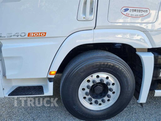 현대 엑시언트 암롤 540 24톤 오토 앞축 8