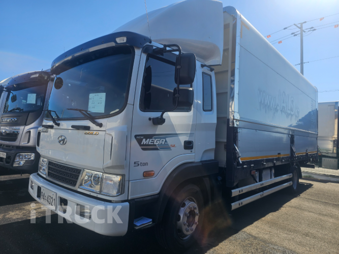 현대 메가트럭 280 단바리 윙바디 5톤 수동