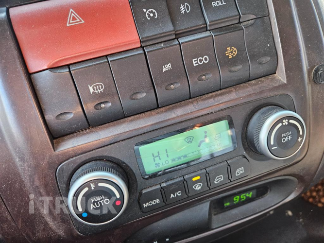 현대 메가트럭 280 단바리 카고 4.5톤 수동 11