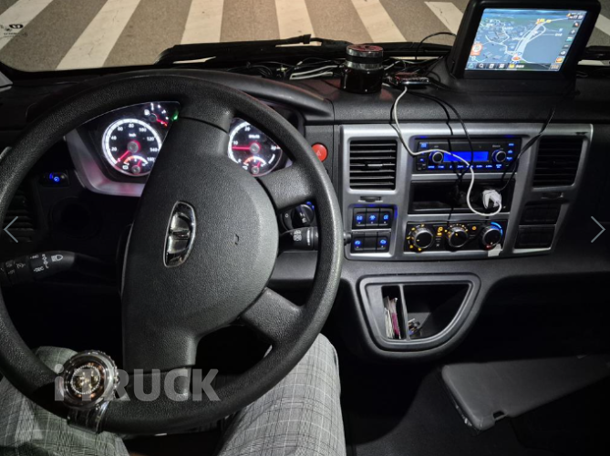 타타대우 더쎈 4톤 광폭 카고 슬리퍼캡(더블캡, 크루캡) 8