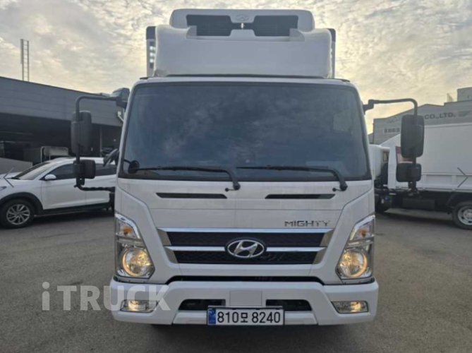 현대 올뉴마이티 3.5톤 광폭 냉동탑 2