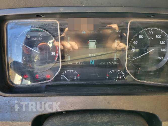 현대 엑시언트 350 후축 카고 13.5톤 수동 12