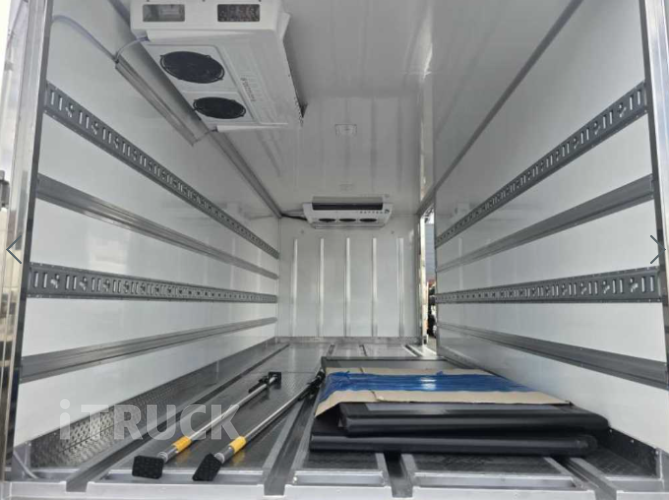 현대 올뉴마이티 3.5톤 광폭 냉동탑 8