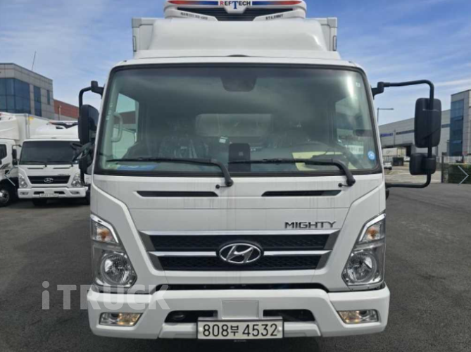 현대 올뉴마이티 3.5톤 광폭 냉동탑 2