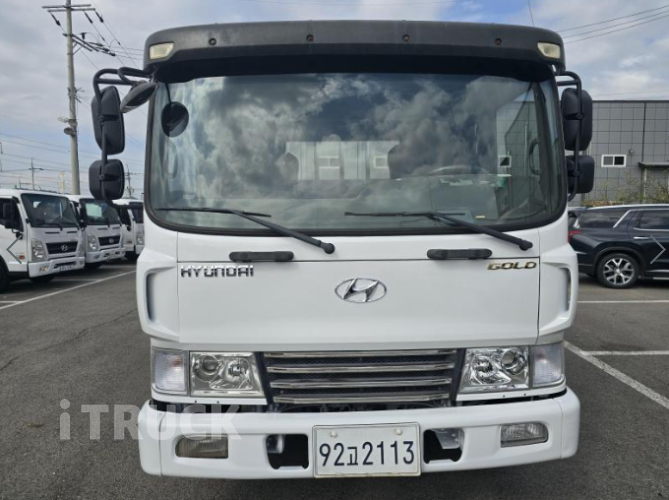 현대 메가트럭 270 단바리 카고 5톤 수동