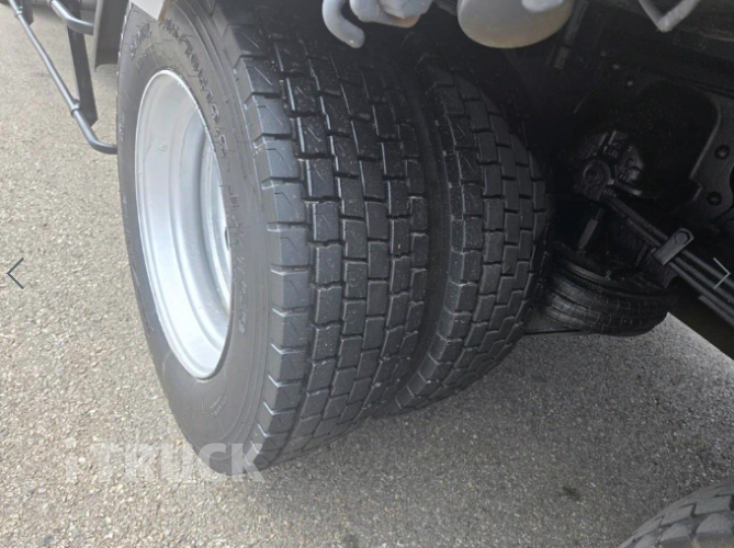 현대 메가트럭 와이드캡 260 앞축 카고 5톤 수동 15