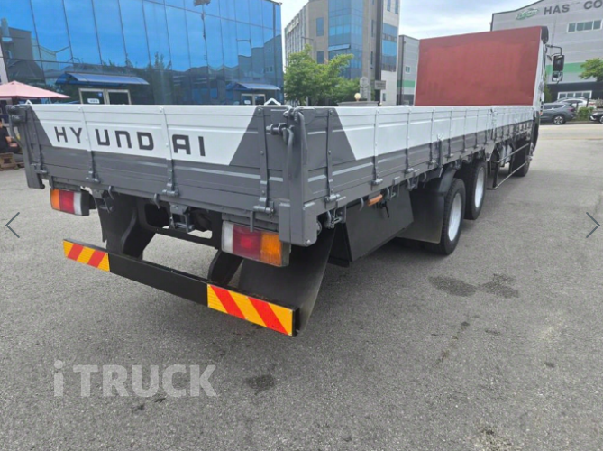 현대 메가트럭 와이드캡 260 앞축 카고 5톤 수동 2