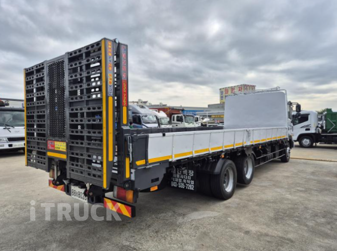 현대 어부바카 메가트럭 5톤 4