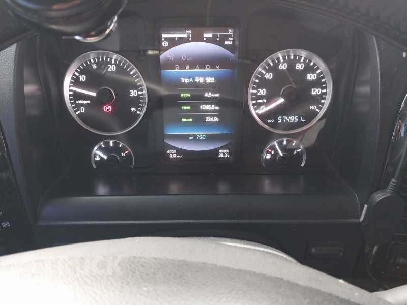 타타대우 프리마 320 후축 윙바디 9톤 수동 8