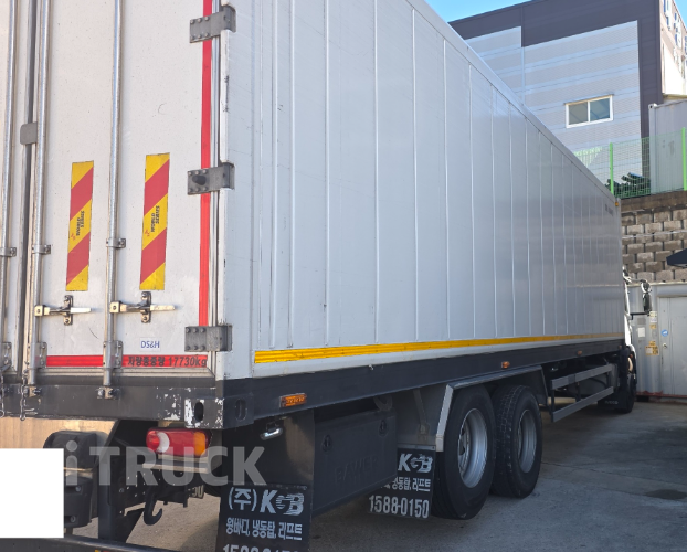 이베코 유로카고 후축 컨테이너탑 8.5톤 오토