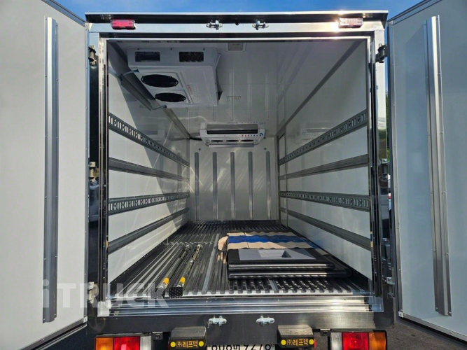 현대 올뉴마이티 3.5톤 냉동탑 8