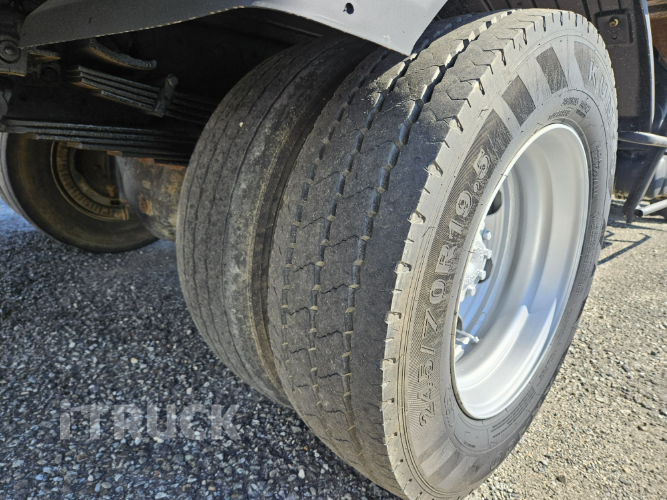 현대 어부바카 메가트럭 5톤 13