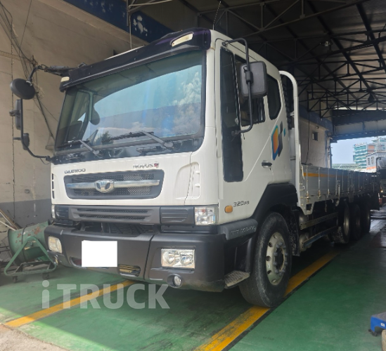 타타대우 노부스 320 앞축 카고 9.5톤 수동