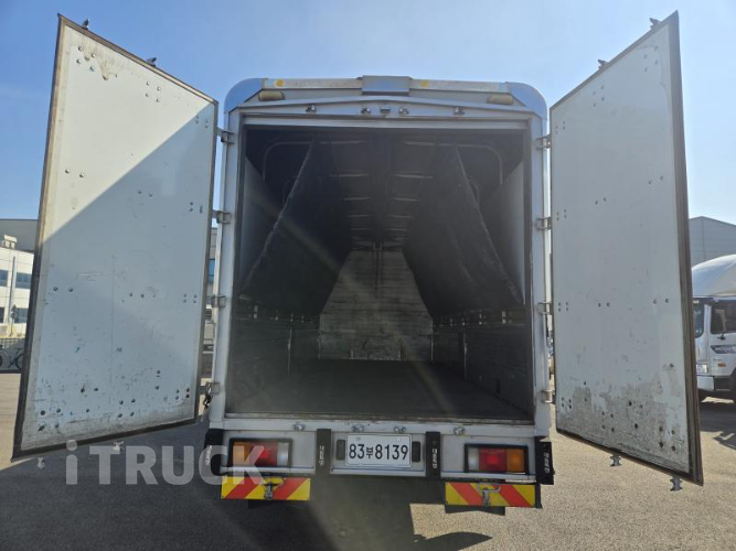 현대 메가트럭 250 앞축 윙바디 5톤 수동 6