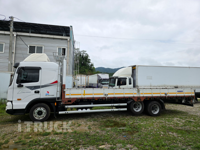 현대 파비스 300 앞축 카고 7.5톤 오토 6