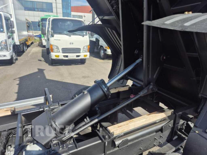 현대 마이티큐티 화물덤프 2.5톤 10