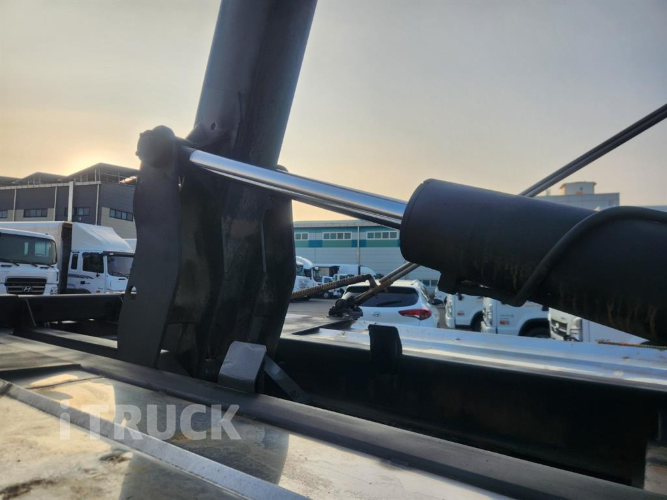 현대 엑시언트 암롤 540 24톤 오토 앞축 11